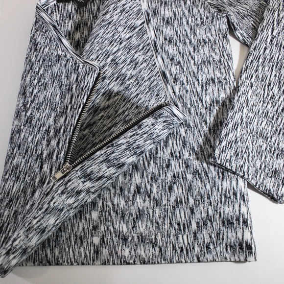 GUESS One Shoulder Top 3/4 Longsleeve Black White Marled Stretchy NWOT S - Picture 6 of 11